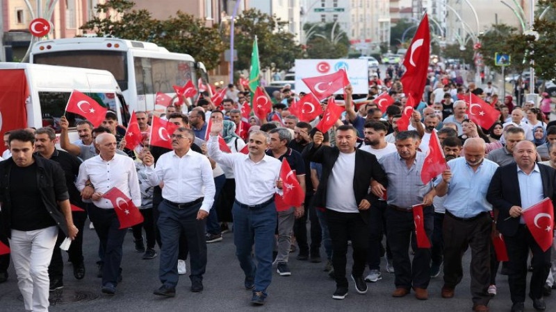 15 Temmuz kahramanları Çayırova'da anıldı